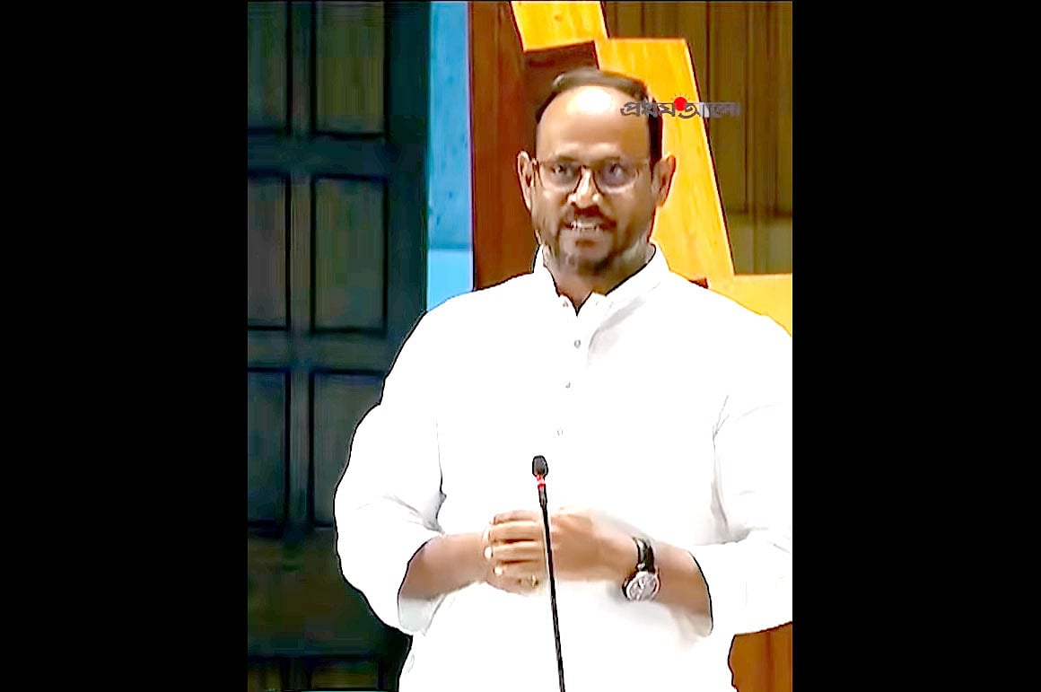 মৎস্য ও প্রাণিসম্পদ প্রতিমন্ত্রী সুলতান সালাহউদ্দিন