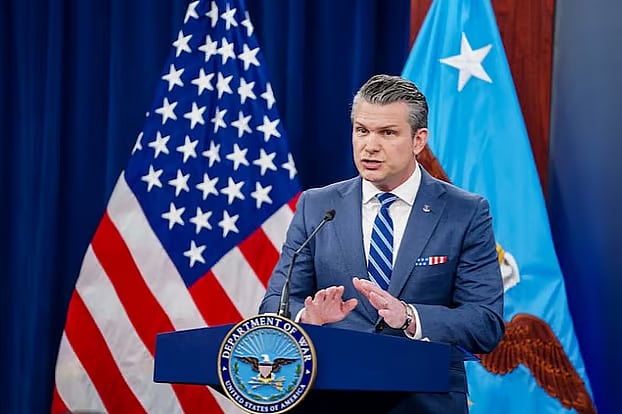 যুক্তরাষ্ট্রের প্রতিরক্ষামন্ত্রী পিট হেগসেথ