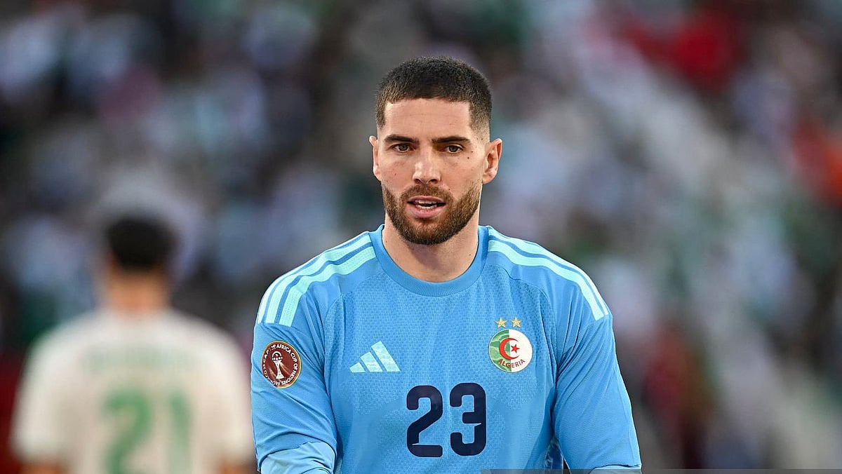 আলমেরিয়ার বিপক্ষে চোট পেয়ে মাঠ ছাড়তে হয়েছে গ্রানাদার গোলরক্ষক লুকা জিদানকে।