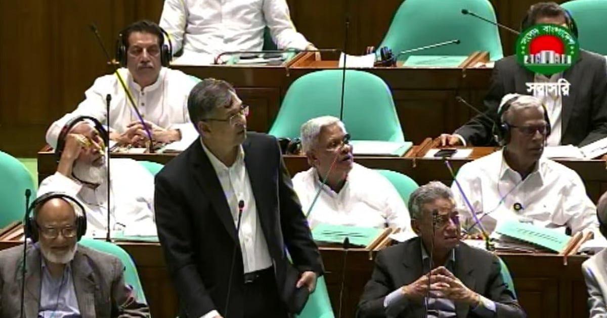 স্বরাষ্ট্রমন্ত্রী সালাহউদ্দিন আহমদ