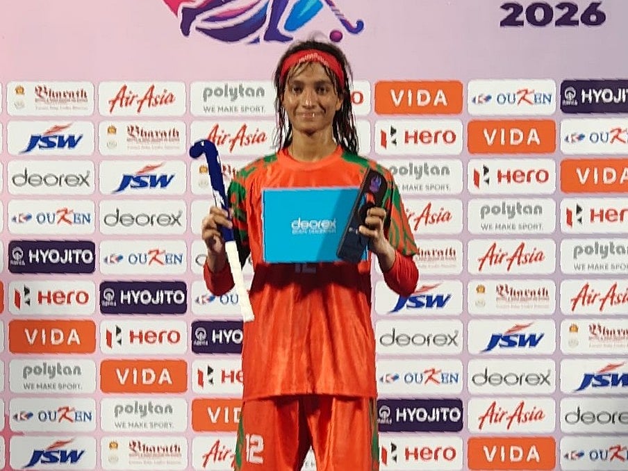 সিঙ্গাপুরের বিপক্ষে হ্যাটট্রিক করেছেন আইরিন।