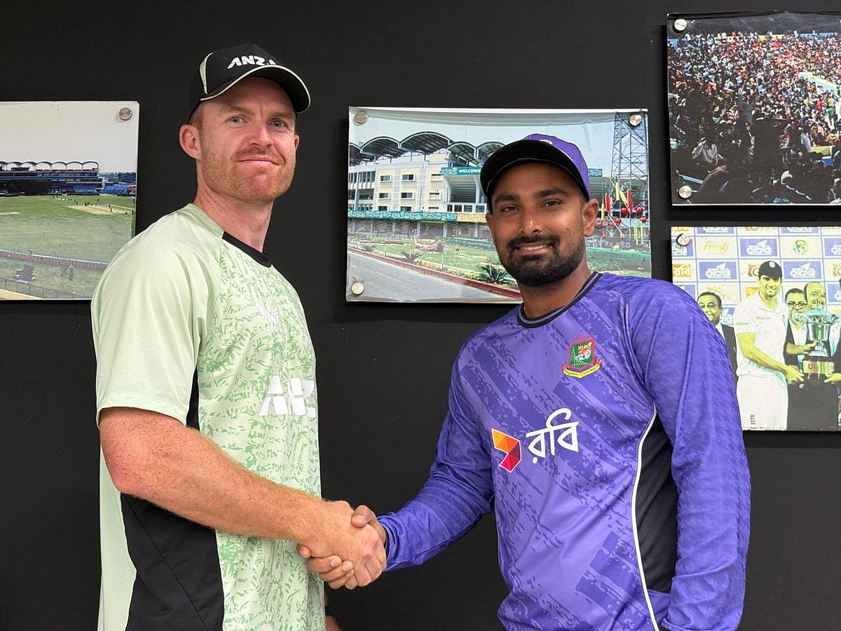 বৃষ্টির কারণে খেলা দূরে থাক, টসই হয়নি। দুই অধিনায়ক নিক কেলি ও লিটন দাসের এই হাত মেলানো ম্যাচের সমাপ্তি ঘোষণার সময়ের