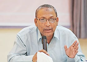 চট্টগ্রামে জলাবদ্ধতা: গোড়ার ভুল না শুধরালে সমাধান আসবে না