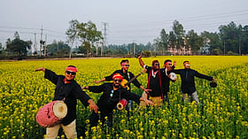 বগুড়ায় সুর আর অভিনয়ে এক ‘অন্যরকম’ যাত্রা