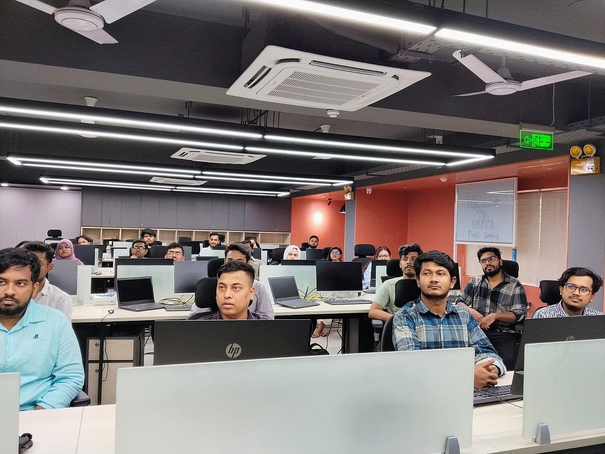 ঢাকায় চালু হলো উল্কাসেমি ভিএলএসআই ট্রেনিং ইনস্টিটিউট
