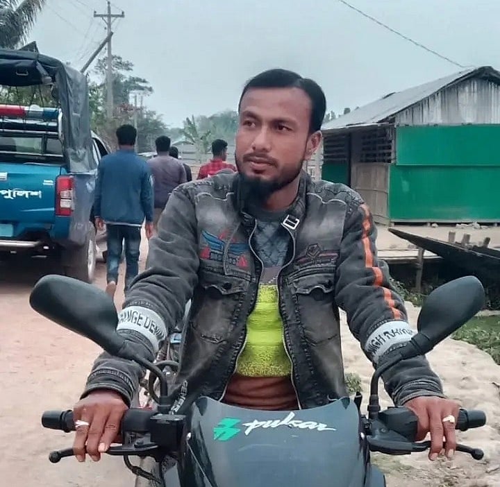 নিখোঁজ মিরাজ শেখ