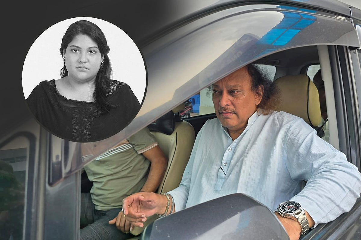 মেয়ে কারিনার মরদেহের অপেক্ষায় বাবা কায়সার হামিদ