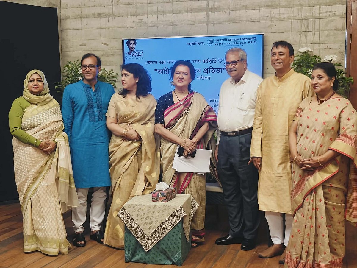 সংবাদ সম্মেলনে আয়োজকেরা