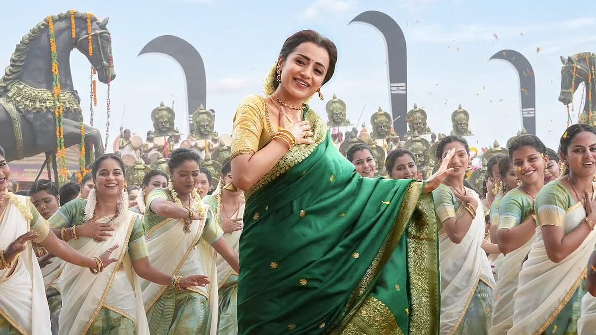 ‘কারুপ্পু’ সিনেমার পোস্টারে তৃষা। অভিনেত্রীর ইনস্টাগ্রাম থেকে
