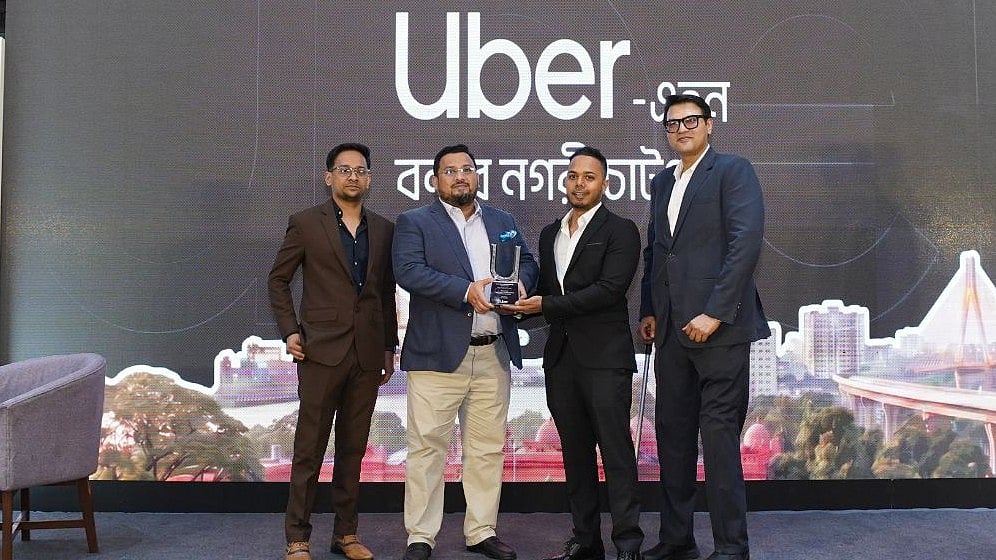 উদ্বোধনী অনুষ্ঠানে অতিথিরা