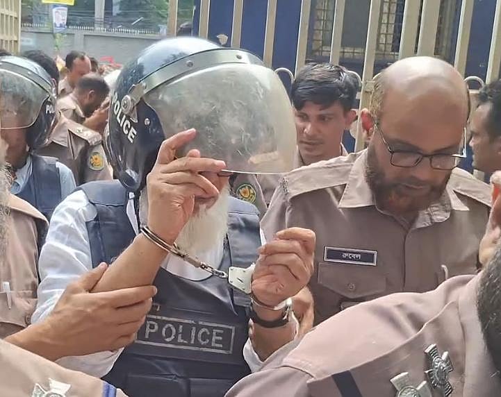 সালমান এফ রহমানকে আজ বৃহস্পতিবার ঢাকার আদালতে হাজির করা হয়