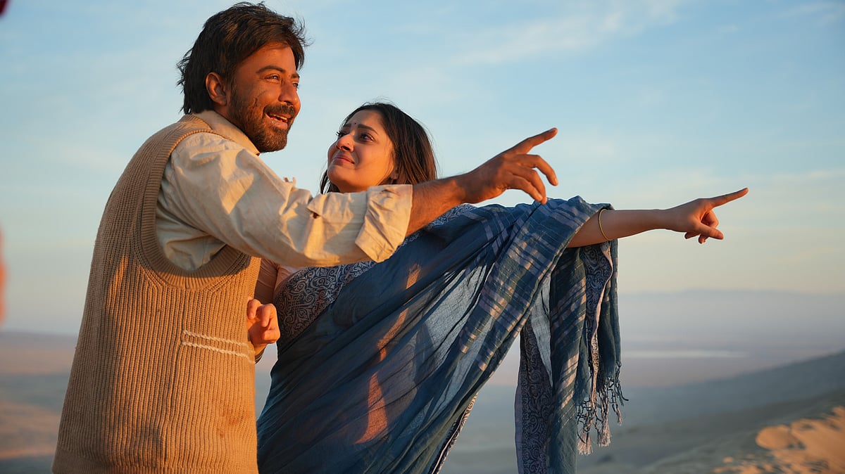 পূর্ণদৈর্ঘ্য চলচ্চিত্র ‘দম’–এর দৃশ্যে আফরান নিশো ও পূজা চেরী। ছবি: চরকির সৌজন্যে