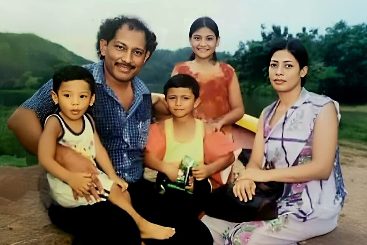 আজ বিকেলে পারিবারিক অ্যালবামের ছবিটি পোস্ট করেছেন কায়সার হামিদ। ছবি: কায়সার হামিদের ফেসবুক থেকে