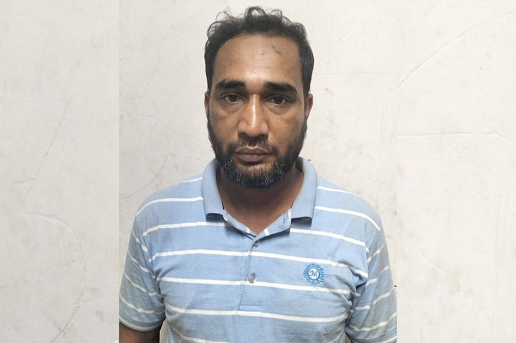 মোহাম্মদপুরে বাড়ির ফটকের সামনে ছিনতাইয়ের ঘটনায় প্রধান সন্দেহভাজন গ্রেপ্তার