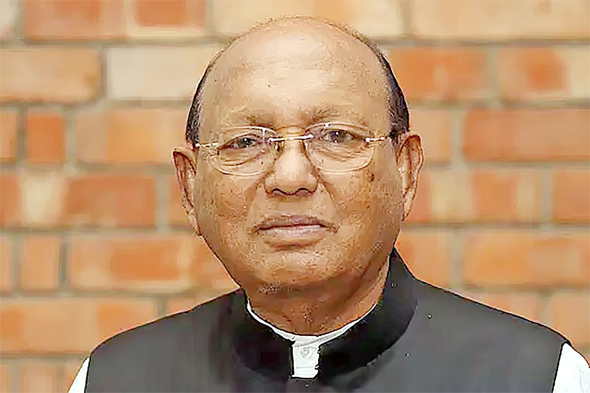তোফায়েল আহমেদ: অল্প কথায় স্বল্প স্মৃতি