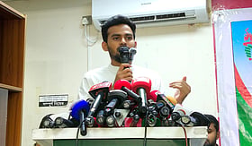 বাজেটে রাজস্ব আদায় বাড়ানোর লক্ষ্যমাত্রা অবাস্তব: আসিফ মাহমুদ