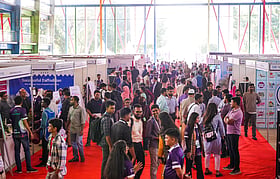 বেকার সংকটের অবসান জরুরি
