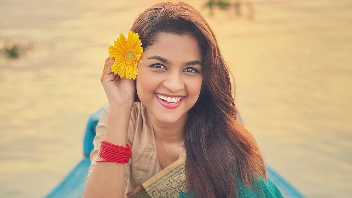 মা–বাবাকে কী বলে রাজি করিয়েছিলেন সাদিয়া আয়মান