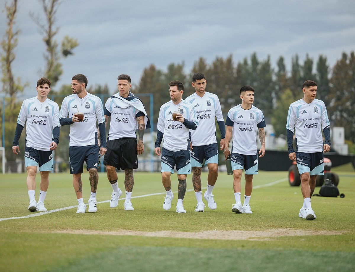 অনুশীলনে আর্জেন্টিনা ফুটবল দল