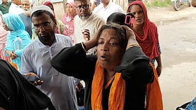 পিকআপের ধাক্কায় মা-ছেলেসহ নিহত ৩, বাবা-মেয়ের অবস্থা আশঙ্কাজনক