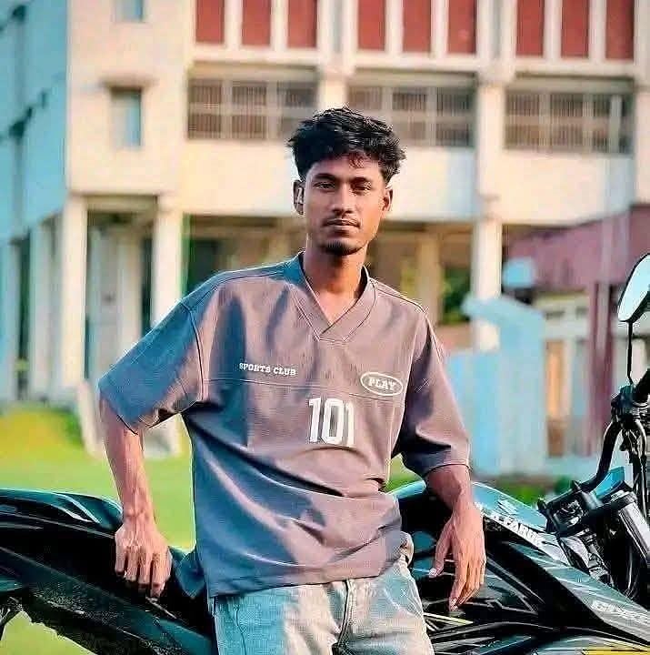 বিয়ের মাত্র চার দিনের মাথায় মোটরসাইকেল দুর্ঘটনায় যুবক নিহত