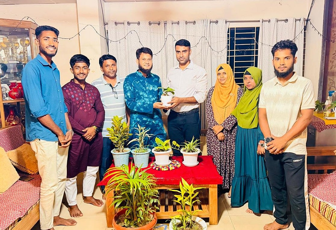 উপযুক্ত স্থানে বৃক্ষরোপণ এবং পরিচর্যা করতে হবে