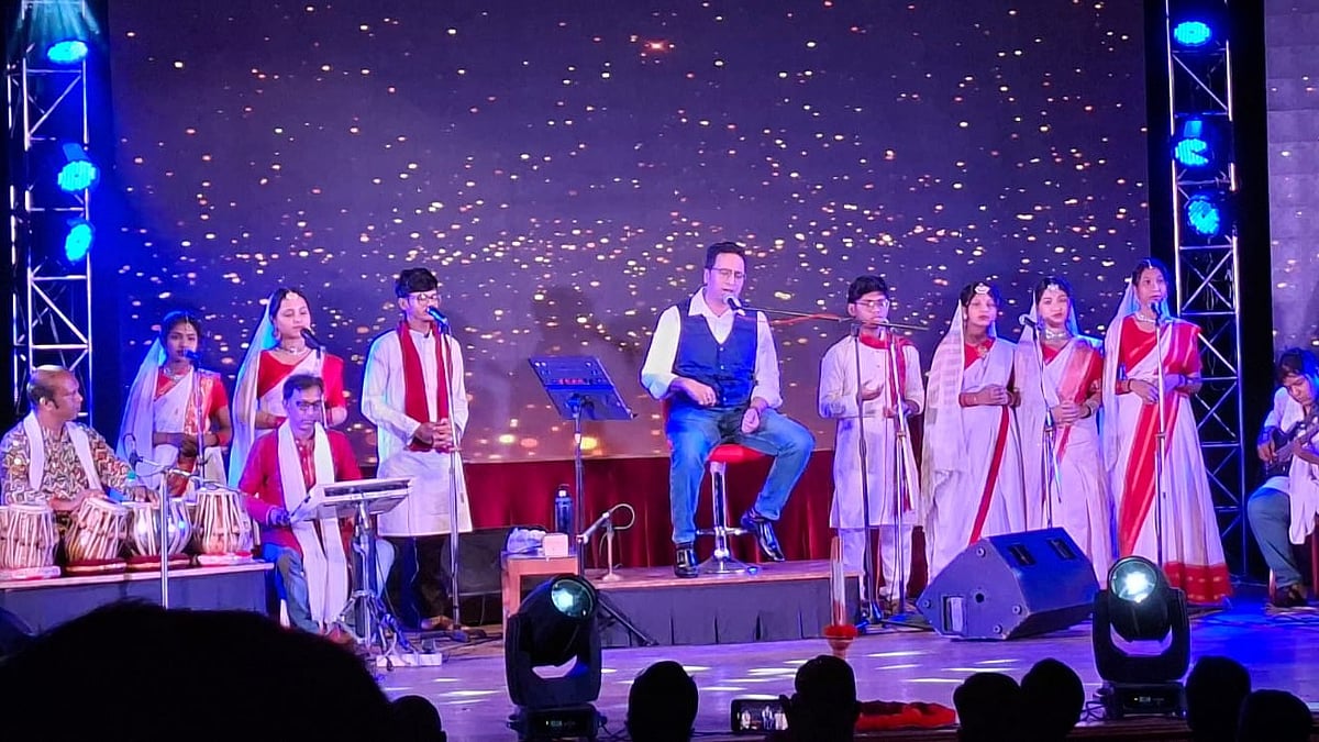 ‘কিংবদন্তির গান’ ছিল সংগীতের স্বর্ণযুগকে স্মরণ করার এক আন্তরিক প্রয়াস