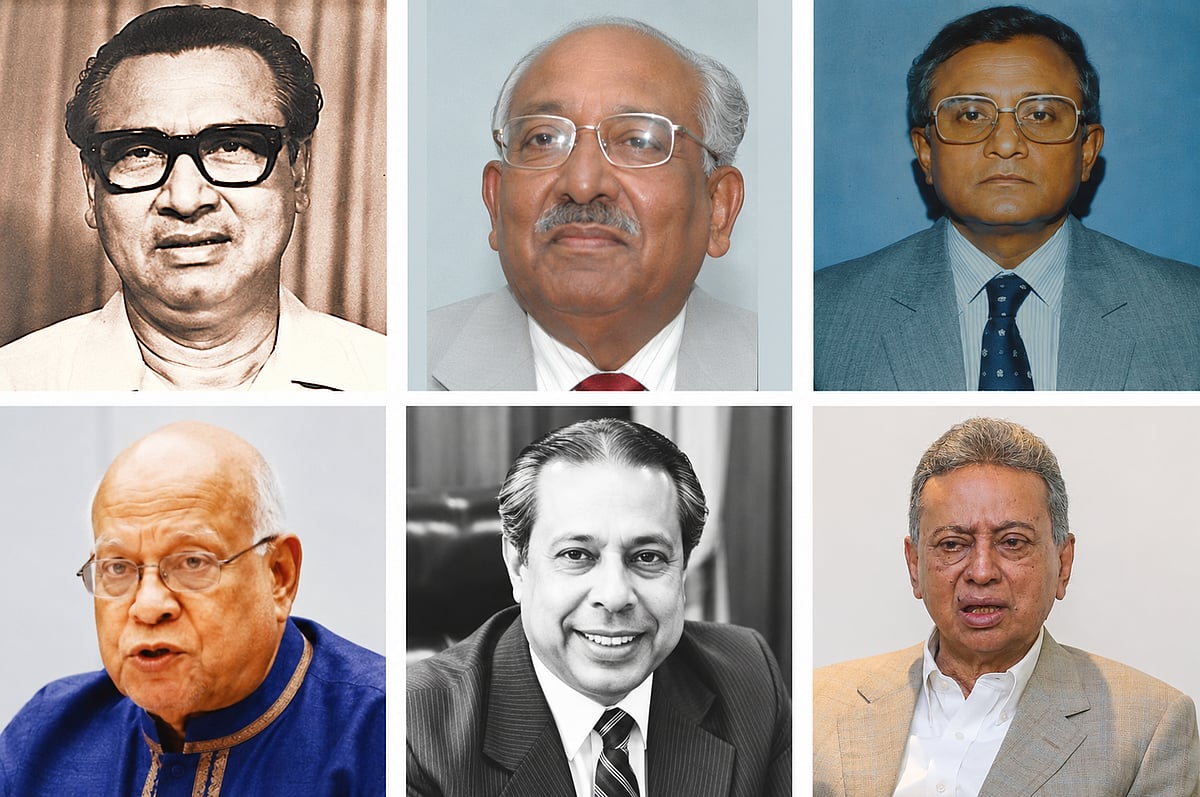 তাজউদ্দীন থেকে আমির খসরু মাহমুদ চৌধুরী : কে, কখন, কীভাবে দিলেন