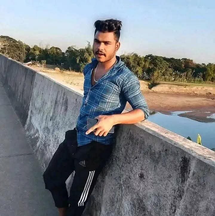 কুলাউড়া সীমান্তে বিএসএফের গুলিতে নিহত বাংলাদেশি তরুণের লাশ হস্তান্তর