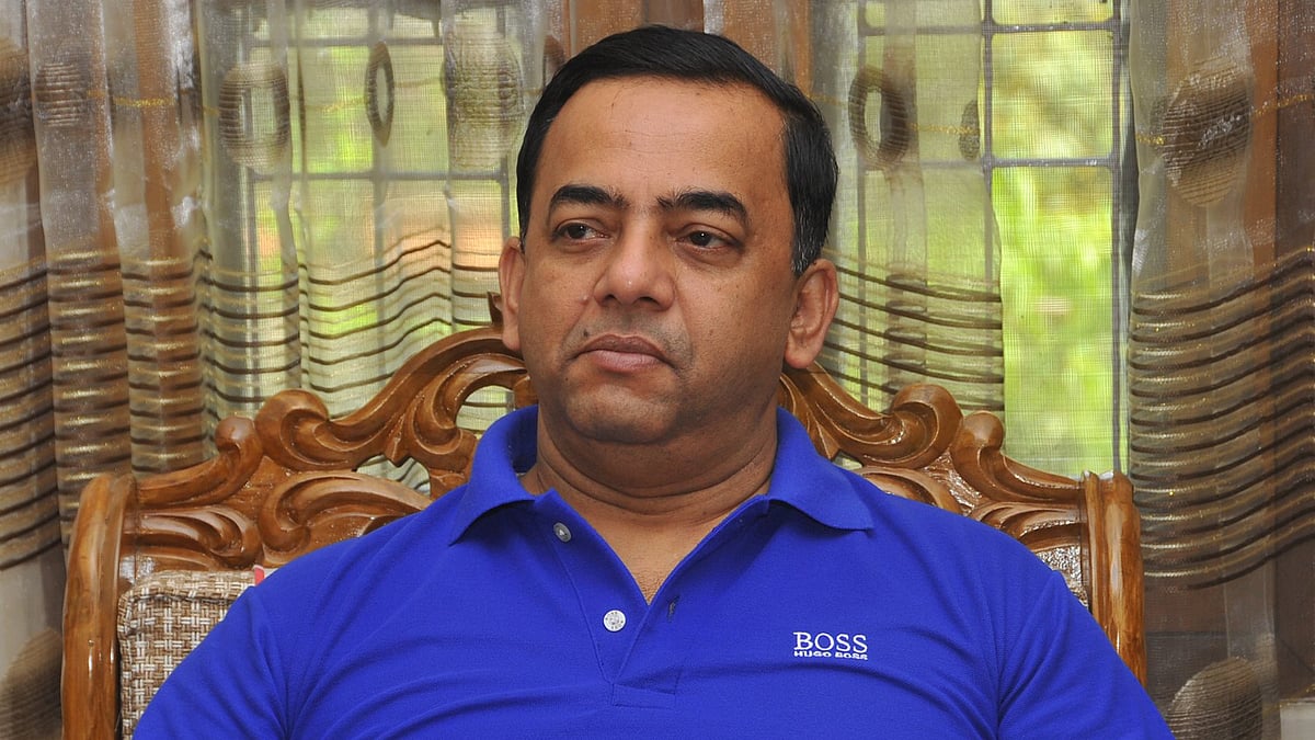 দুবাইয়ে সাবেক আইজিপি বেনজীর আহমেদ গ্রেপ্তার