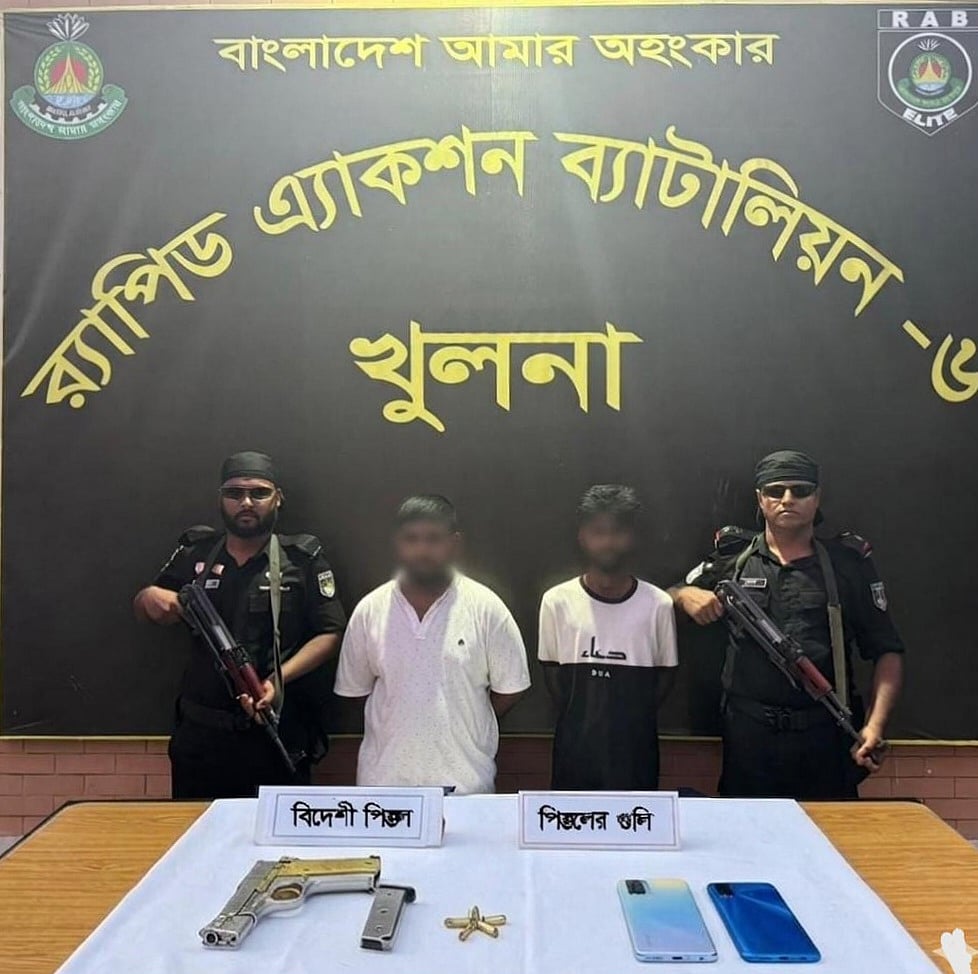 খুলনায় বিশেষ যৌথ অভিযানে বি-কোম্পানির সদস্যসহ গ্রেপ্তার আরও ১৭