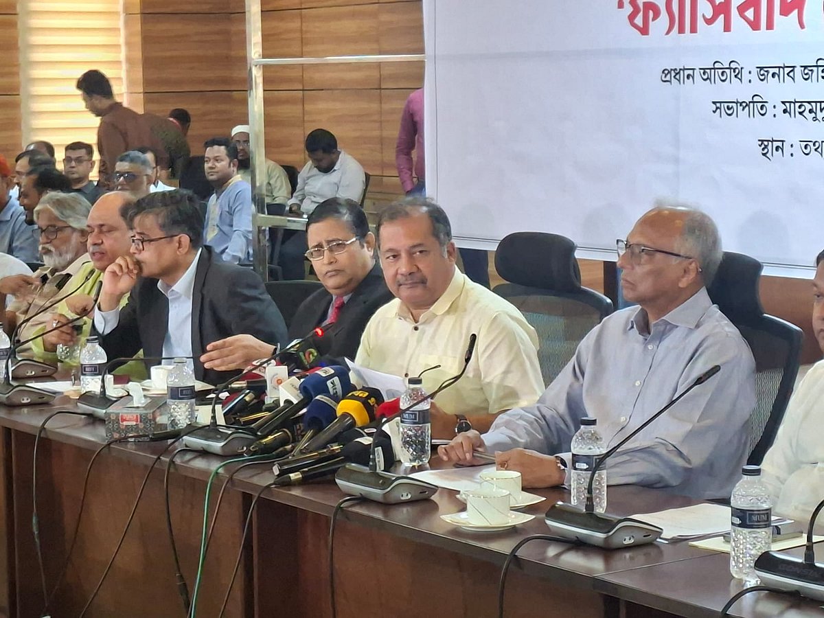 গণমাধ্যমকে নিখুঁত করার দায়িত্ব গণমাধ্যমকেই নিতে হবে: তথ্যমন্ত্রী