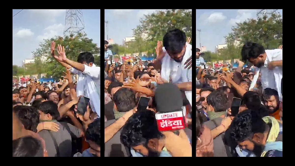 মাঠে ঢুকে দিপকে যখন জনতার উদ্দেশ্যে হাত নাড়ছিলেন, তখনই পাঁচ থেকে ছয়জন তাঁকে চড়থাপ্পড় মারতে শুরু করেন