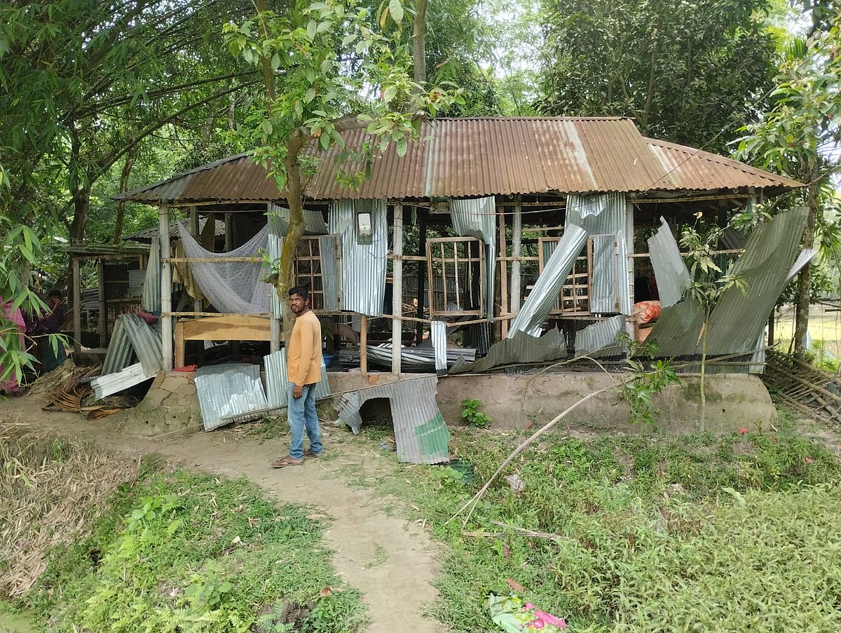 গাইবান্ধায় কিশোরকে পানিতে চুবিয়ে হত্যার অভিযোগ, অভিযুক্ত দুই কিশোরের বাড়ি ভাঙচুর