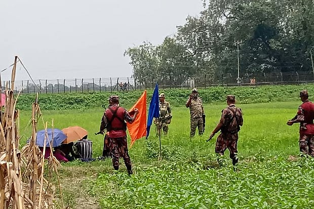 সম্প্রতি কুড়িগ্রামের রৌমারী সীমান্তে ছয়জনকে ঠেলে পাঠানোর চেষ্টা করেছে ভারতের সীমান্তরক্ষী বাহিনী বিএসএফ