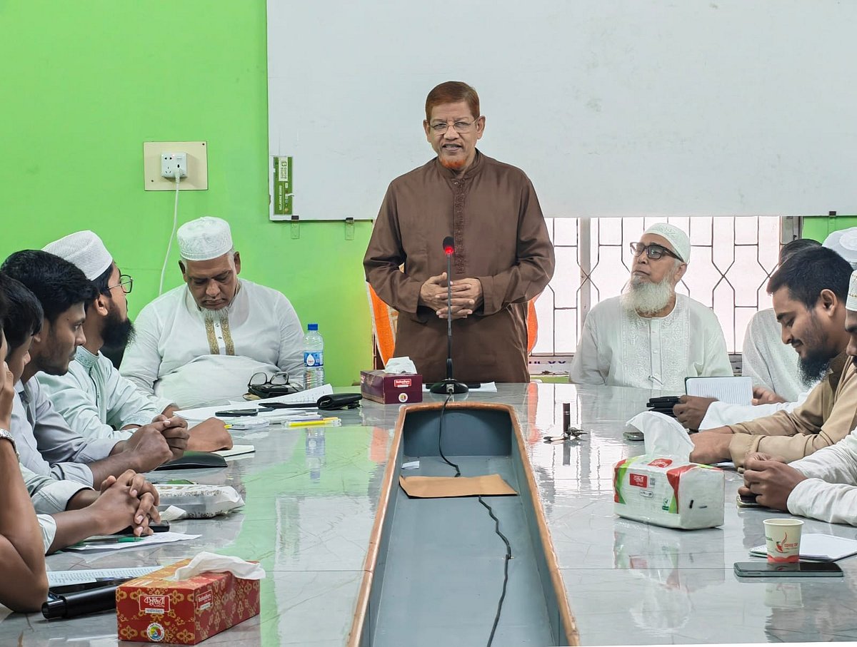 আন্দোলনের মাধ্যমে সরকারকে গণভোটের রায় মানতে বাধ্য করা হবে: জামায়াত নেতা আযাদ