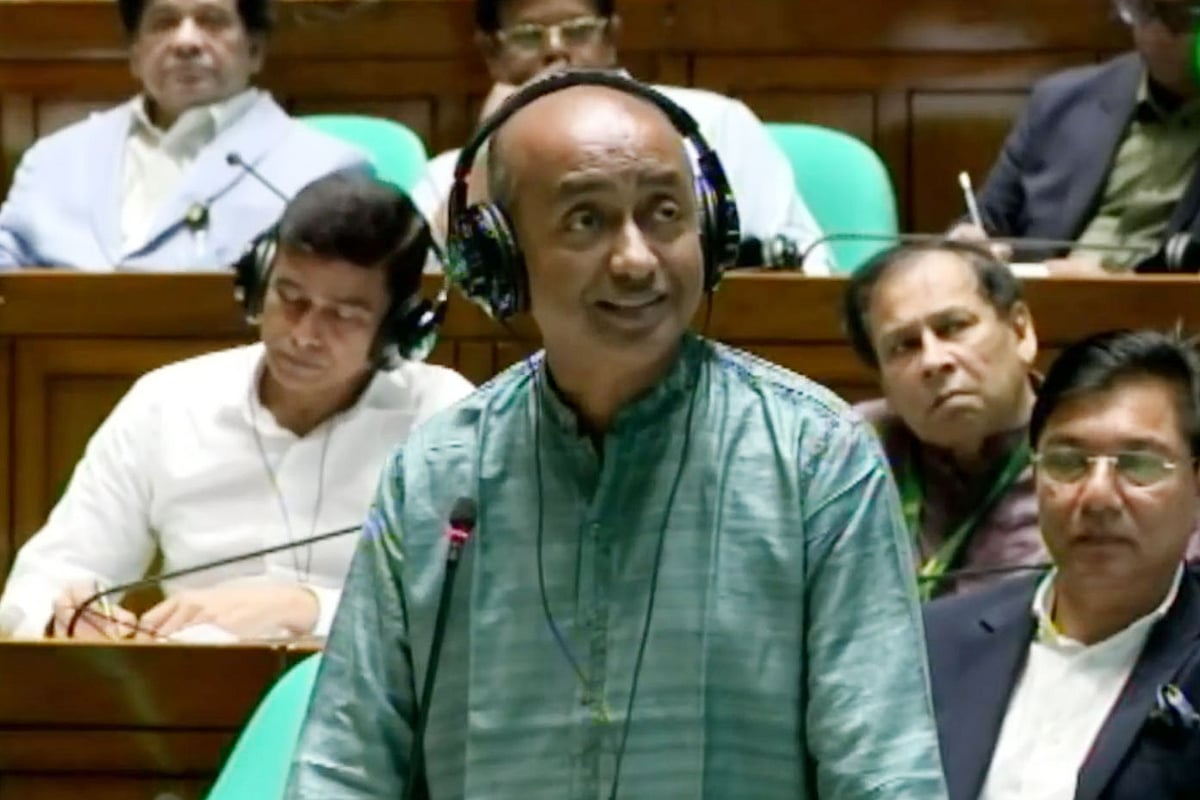 ‘আই হ্যাভ আ প্ল্যান’-এর বাস্তবায়নই এবারের বাজেট, সংসদে আইনমন্ত্রী