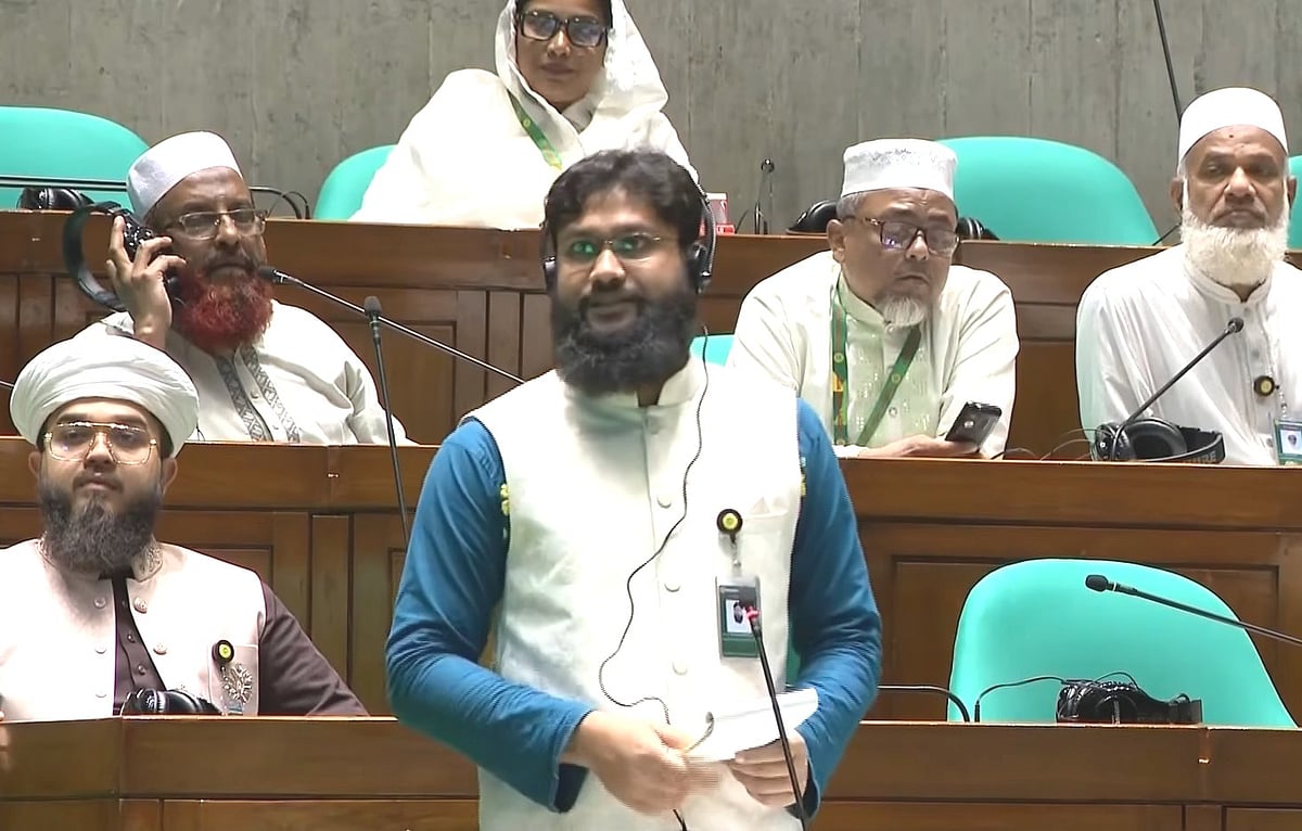 এখন কি আমরা বলব ‘সবার আগে বগুড়া’: এনসিপির সংসদ সদস্যের প্রশ্ন