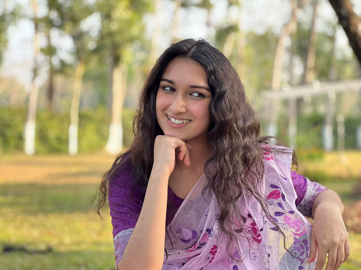 সিডনির রূপন্তী যখন জীবনানন্দের শোভনা 