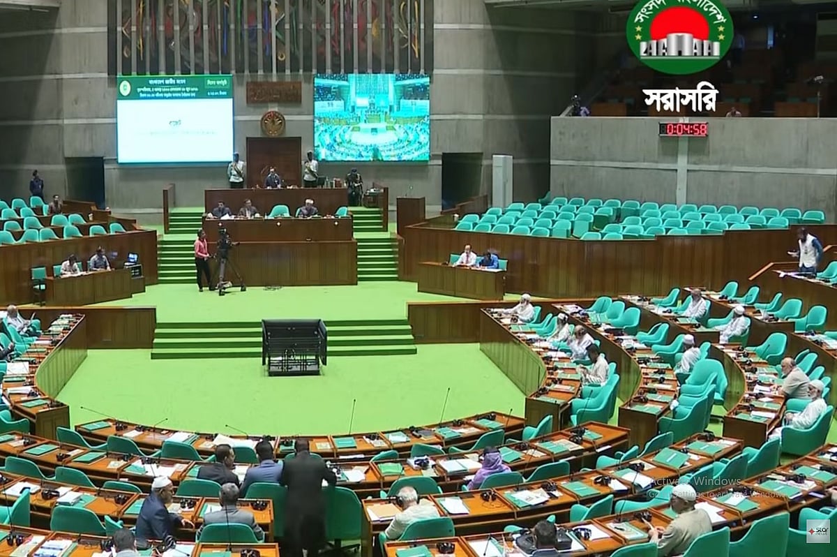 ‘ঋণখেলাপিদের সংসদ’ বলা নিয়ে সংসদে বিতর্ক