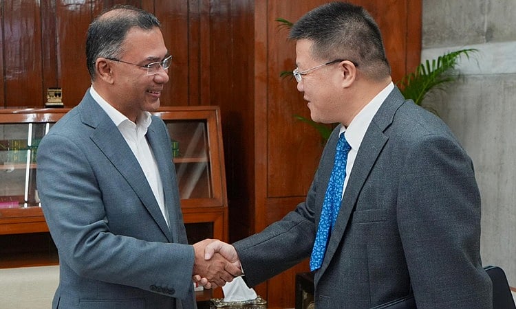 প্রধানমন্ত্রী তারেক রহমানের সঙ্গে সৌজন্য সাক্ষাতে ঢাকায় নিযুক্ত চীনের রাষ্ট্রদূত ইয়াও ওয়েন