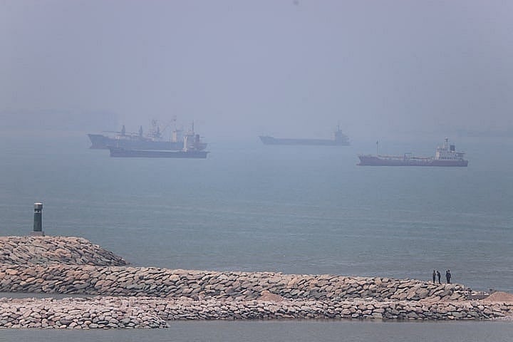 নৌ অবরোধ তুলে নিল যুক্তরাষ্ট্র
