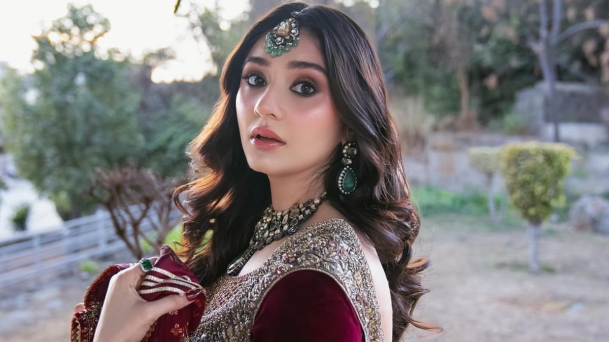 ‘ইশক মুর্শিদ’ তারকা দুরেফিশান কি সত্যিই বিয়ে সেরেছেন
