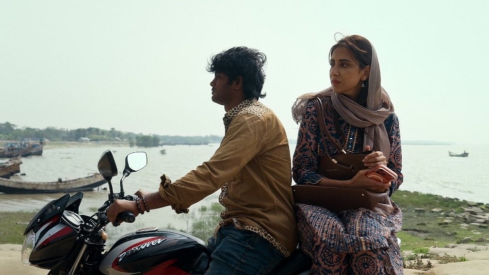 শহুরে মেয়ে অনন্যার দুর্গম যাত্রা, কী হবে শেষ পর্যন্ত