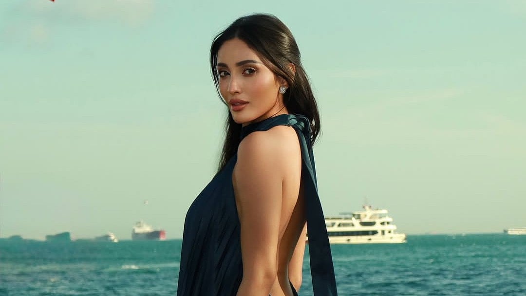 ইস্তাম্বুলে মিথিলা, ভক্তরা বললেন ‘হলিউডের নায়িকা’