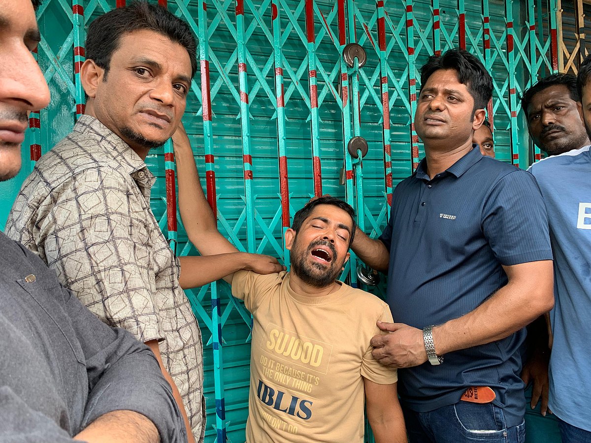 রাজশাহীতে স্বর্ণকারের দোকানের ২০০ ভরি স্বর্ণ ও ২৫ লাখ টাকা লুট
