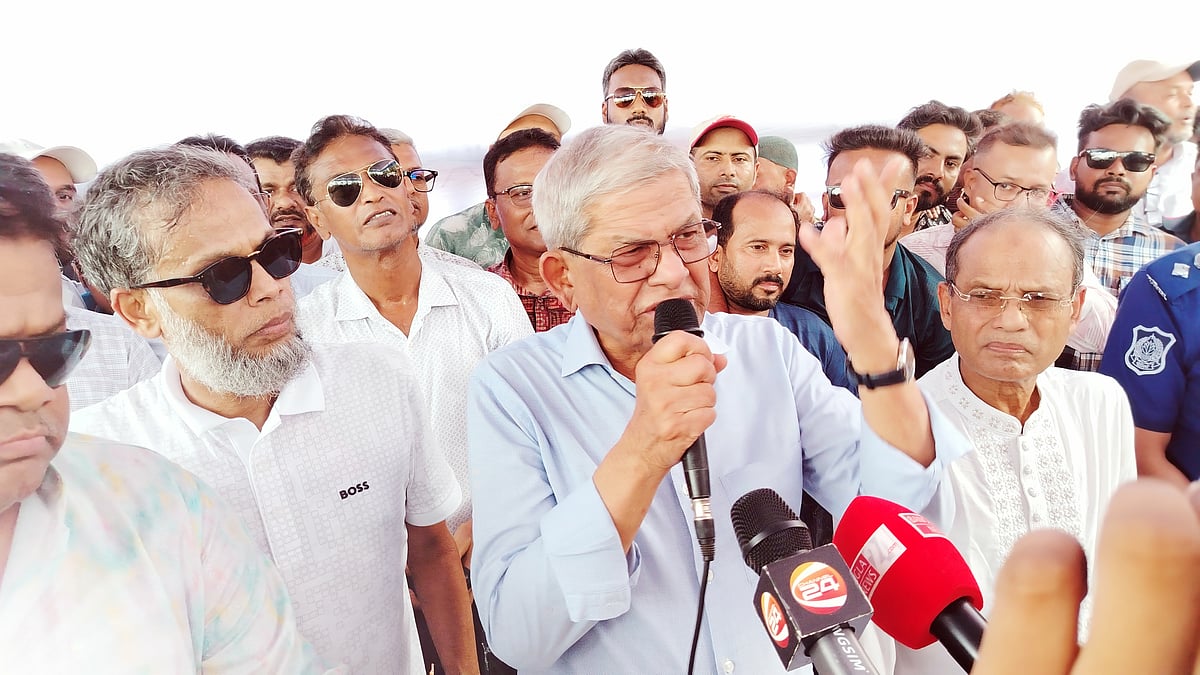 জামায়াত একটি রেজিমেন্টেড পলিটিক্যাল পার্টি, তারা গণতন্ত্রে বিশ্বাস করে না: মির্জা ফখরুল ইসলাম