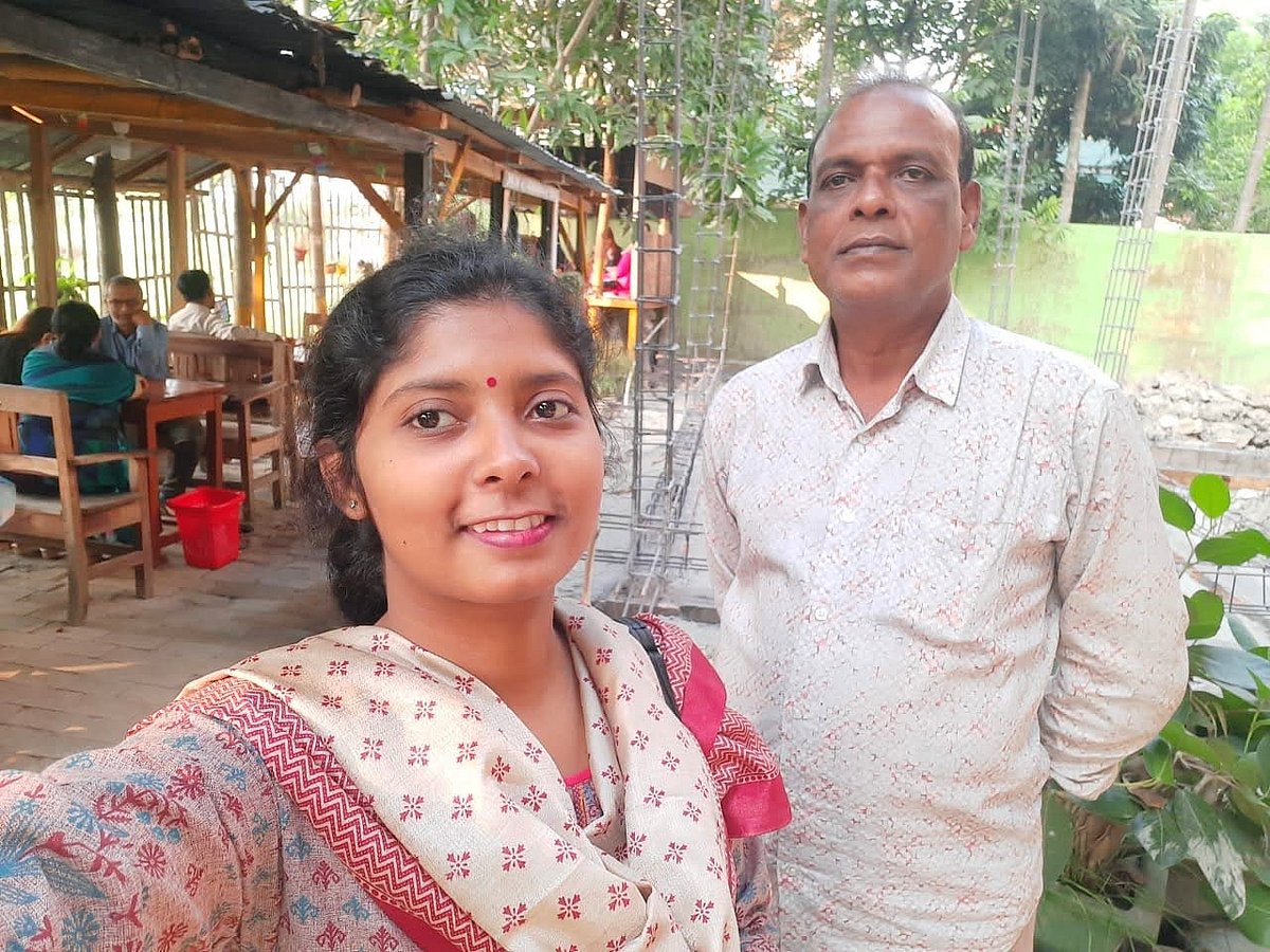 এই দেখো, আমি তোমার বাবা