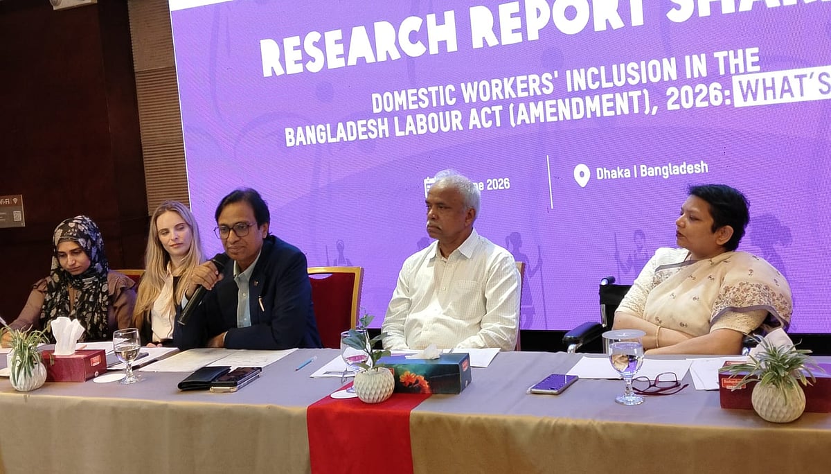 স্বীকৃতি পেলেও অধিকারহীন গৃহকর্মীরা, প্রয়োজন সময়োপযোগী নীতিমালা ও প্রয়োগ
