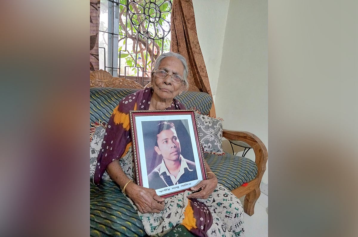 আর কত বছর হলে ছেলে হত্যার বিচার পাব: প্রশ্ন বৃদ্ধ মিনতি পালিতের